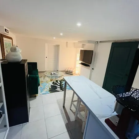 Chic And Peaceful Apartment Roissy Charles De Gaulle Airport 15Mins-Parc Des Expositions Villepinte 10Mins- Disneyland 30Mins Tremblay-en-France Exterior foto