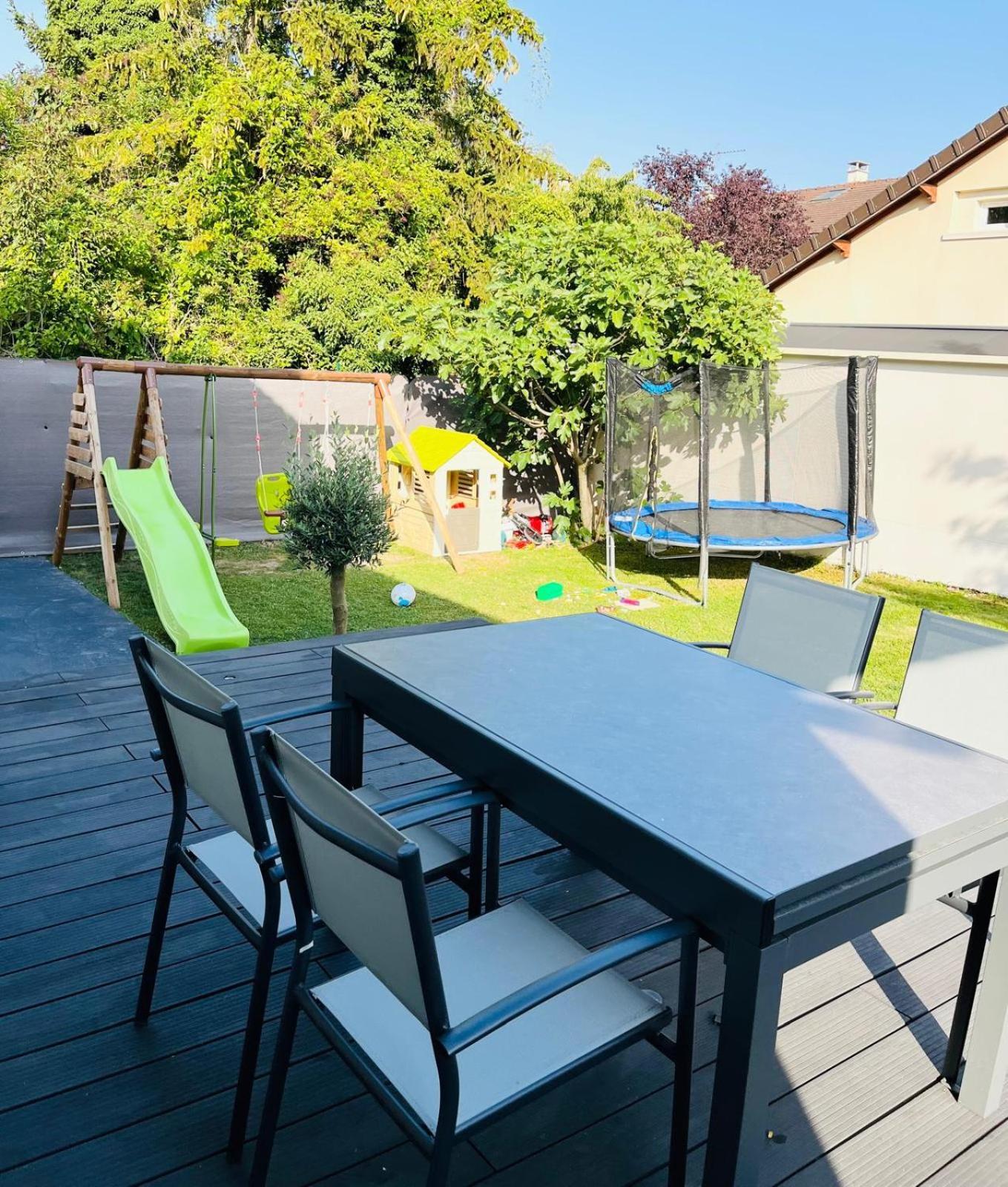 Apartment Chic And Peaceful Roissy Charles De Gaulle Airport 15mins-parc Des Expositions Villepinte 10mins- Disneyland 30mins *